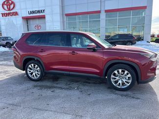 New 2026 Toyota Grand Highlander Limited video 2