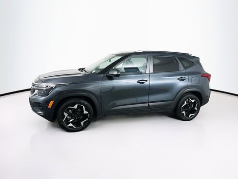 Used 2025 Kia Seltos S image 4