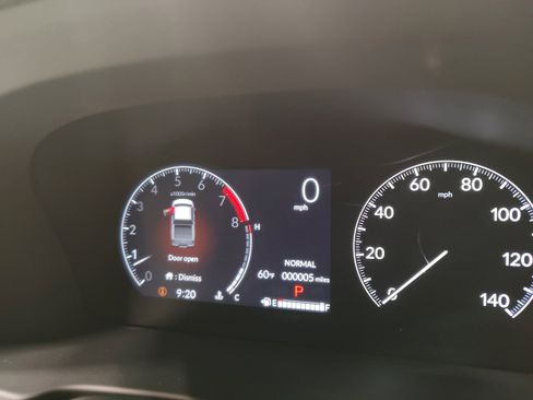 Used 2025 Honda Ridgeline TrailSport+ image 6