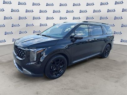 New 2026 Kia Carnival SX w/ SX Dark Edition Package