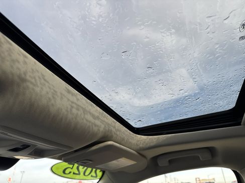 New 2025 Ford Maverick XLT w/ XLT Luxury Package image 28