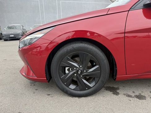 Certified 2023 Hyundai Elantra SEL image 20
