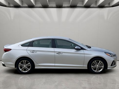 Used 2019 Hyundai Sonata SEL w/ Tech Package 02 FWD image 6