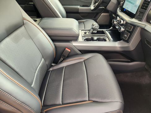 New 2025 Ford F150 Lariat w/ Equipment Group 501A Mid image 10