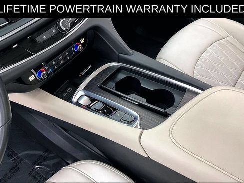 Used 2023 Buick Enclave Avenir w/ Avenir Technology Package AWD/4WD image 17