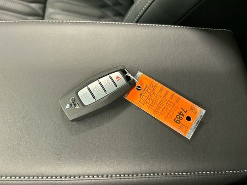 New 2025 Mitsubishi Outlander SEL image 16