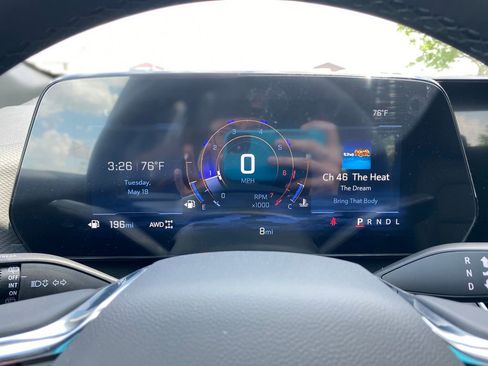 New 2026 Chevrolet Equinox LT w/ Convenience Package II AWD/4WD image 30