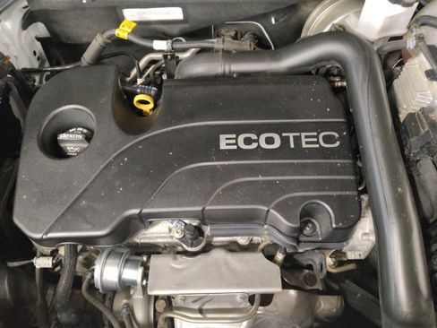 Used 2019 Chevrolet Equinox LT FWD image 30