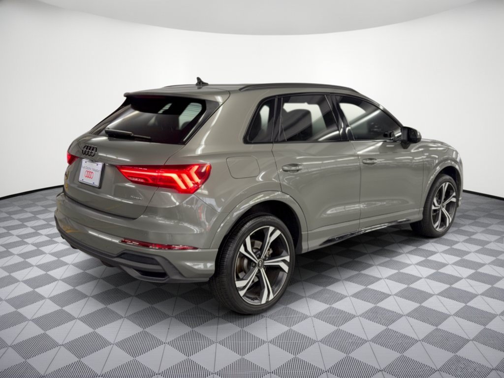 Used 2023 Audi Q3 2.0T Premium Plus w/ Premium Plus Package AWD/4WD image 9