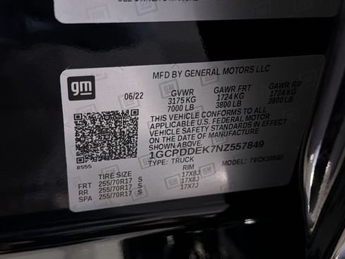 Used 2022 Chevrolet Silverado 1500 LT w/ Safety Package AWD/4WD image 36