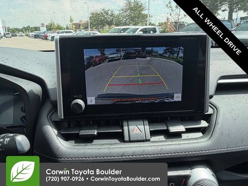 Used 2025 Toyota RAV4 XLE AWD/4WD image 29