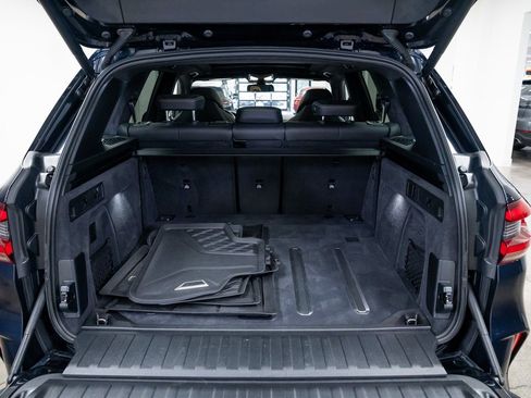 Used 2023 BMW X5 M image 25