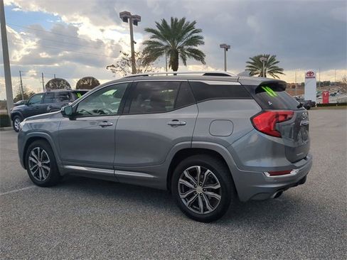 Used 2019 GMC Terrain Denali w/ Advanced Safety Package image 6