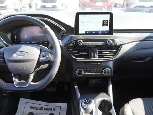 Used 2025 Ford Escape ST-Line image 15