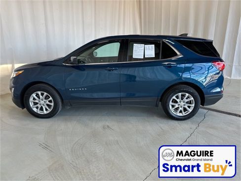 Used 2020 Chevrolet Equinox LT w/ Driver Convenience Package image 23