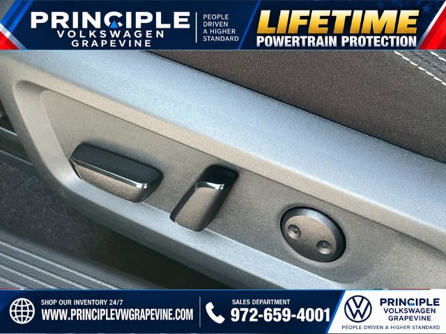 Used 2026 Nissan Rogue SV FWD image 13