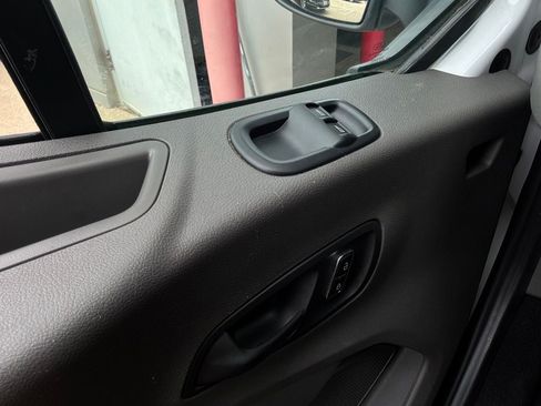 Used 2024 Ford Transit 350 XLT RWD image 24