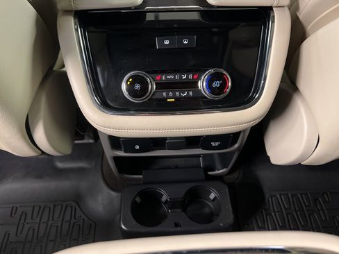 Used 2019 Lincoln Navigator L Reserve image 38