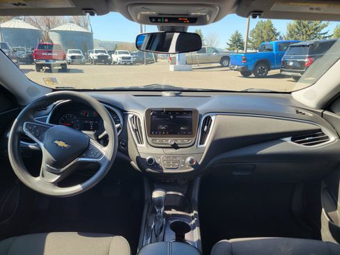 Used 2022 Chevrolet Malibu LT image 18