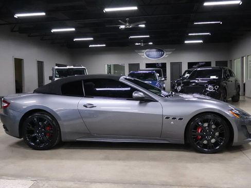 Used 2016 Maserati GranTurismo Sport image 11