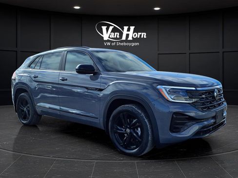 New 2026 Volkswagen Atlas Cross Sport SEL R-Line image 1