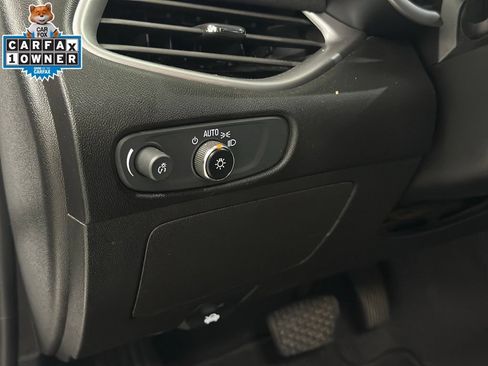 Used 2023 Chevrolet Malibu LT FWD image 14