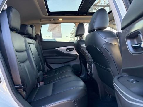 Used 2024 Nissan Murano SL image 13
