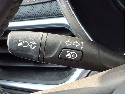 Used 2020 Chevrolet Equinox Premier w/ LPO, Floor Liner Package FWD image 26