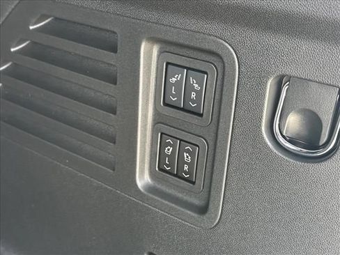 New 2026 Buick Enclave Sport Touring w/ Power Package FWD image 12