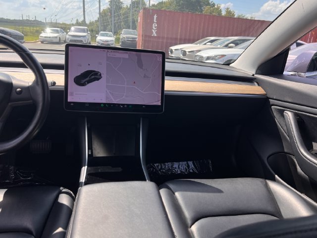 Used 2019 Tesla Model 3 Long Range RWD image 13
