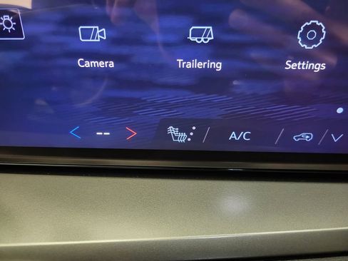 New 2026 Chevrolet Traverse LT w/ Driver Confidence Package image 11