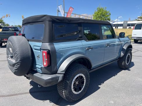 Used 2022 Ford Bronco Badlands w/ Sasquatch Package AWD/4WD image 8