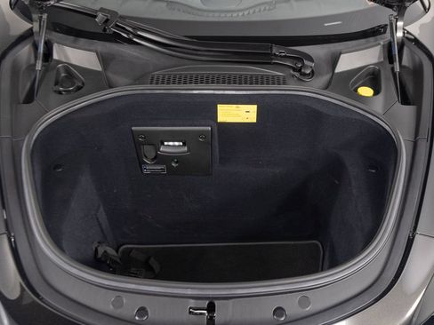 Used 2023 McLaren Artura RWD image 42