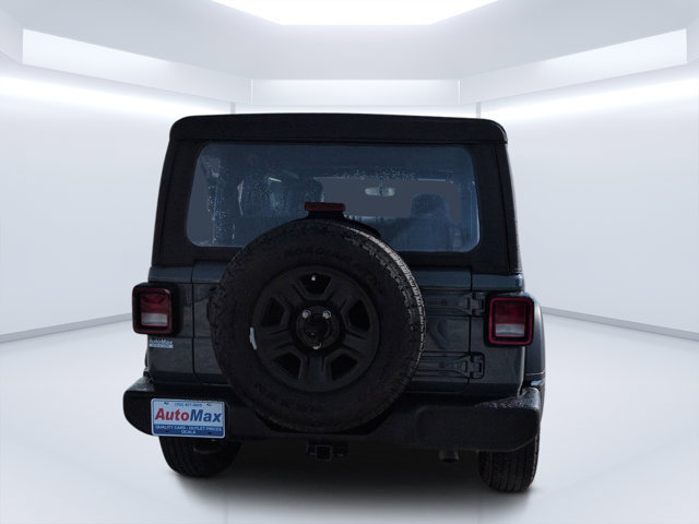 Used 2025 Jeep Wrangler Sport AWD/4WD image 4