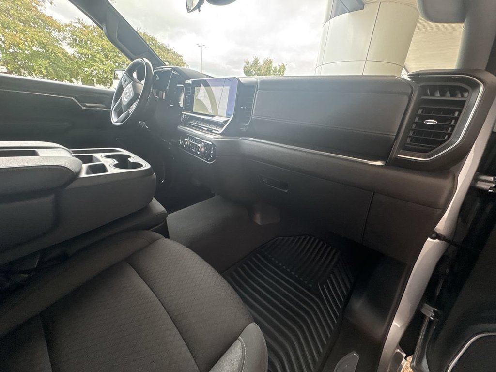 Used 2024 GMC Sierra 1500 Elevation AWD/4WD image 29