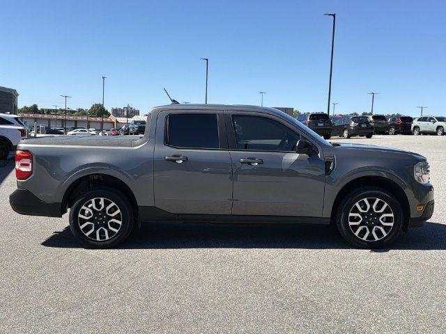 Used 2024 Ford Maverick Lariat FWD image 14