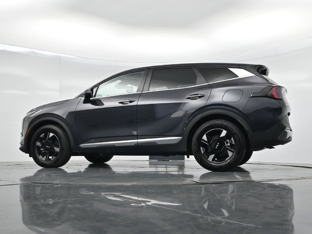 Used 2026 Kia Sportage LX FWD image 29