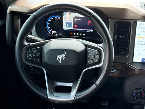 Used 2022 Ford Bronco Outer Banks AWD/4WD image 13