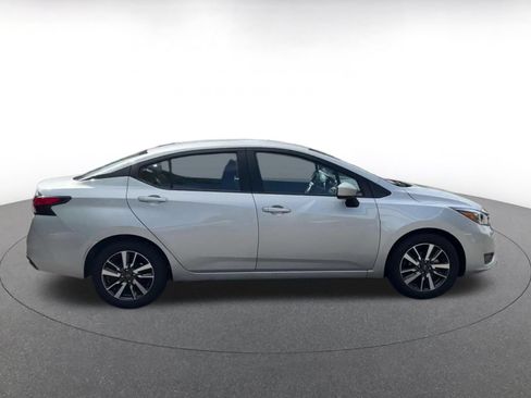 Used 2025 Nissan Versa SV FWD image 13