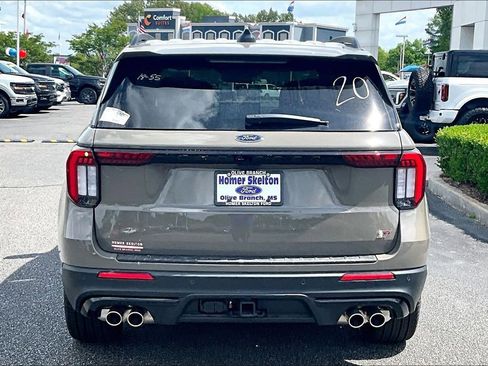 New 2026 Ford Explorer ST image 4