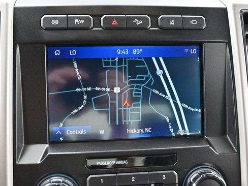 Used 2020 Ford F350 Lariat w/ Lariat Ultimate Package AWD/4WD image 23