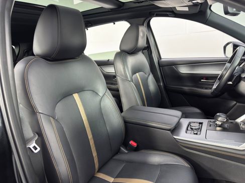 Used 2024 MAZDA CX-90 Plug-In Hybrid w/ Premium Plus image 35