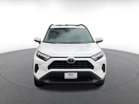 Used 2025 Toyota RAV4 XLE image 4