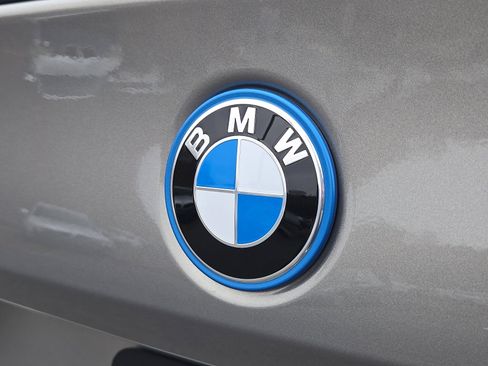 New 2026 BMW 550e xDrive w/ Executive Package image 14