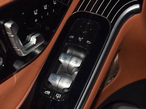 Used 2022 Mercedes-Benz S 580 4MATIC Sedan image 43