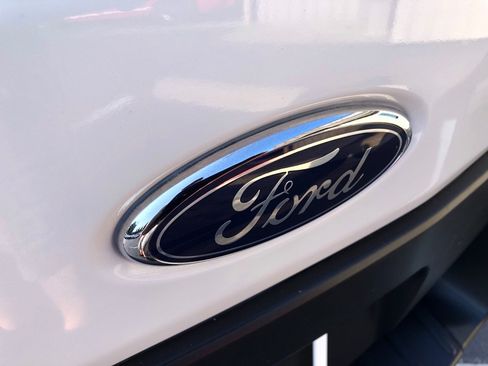 Used 2025 Ford Transit 250 Low Roof w/ Exterior Upgrade Package RWD image 17
