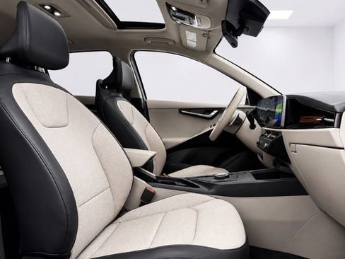 Used 2024 Kia Niro Wave w/ Wave Preserve Package FWD image 17