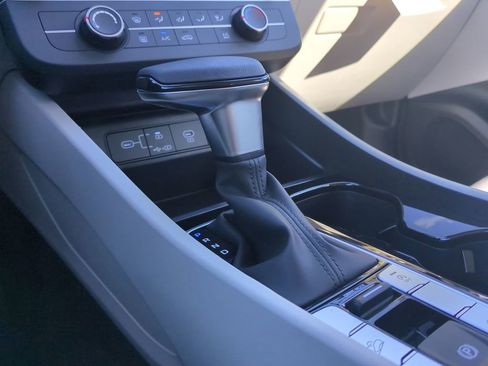 New 2026 Hyundai Tucson SE image 21