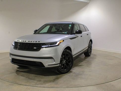 Used 2025 Land Rover Range Rover Velar S image 1