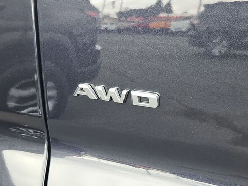 Used 2023 Cadillac XT4 Premium Luxury image 36